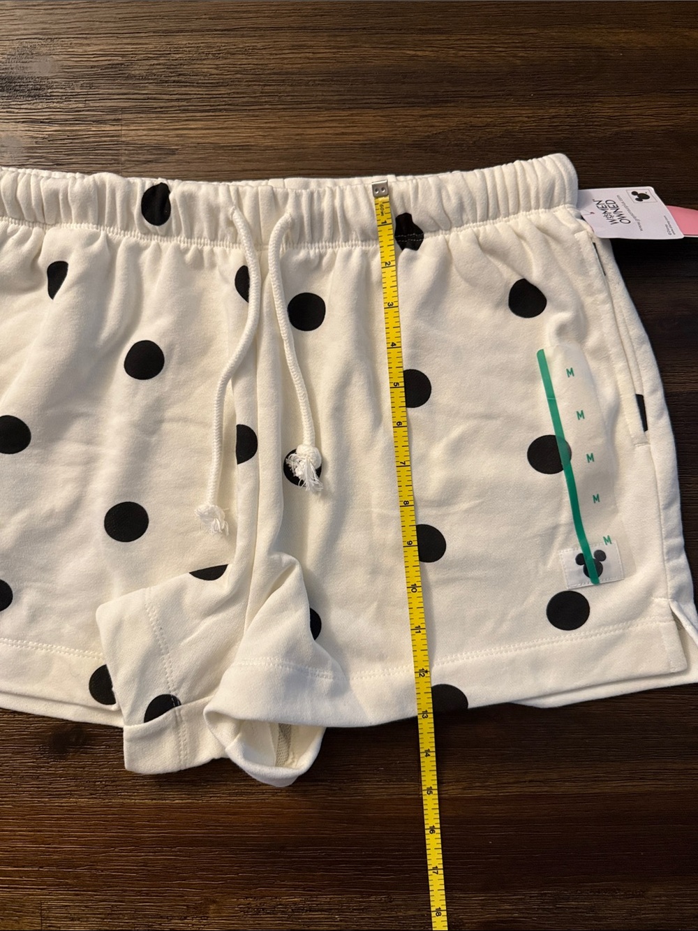 Disney White with Black Polka Dots Pull-On Drawstring Shorts Medium NWT - Picture 4 of 10